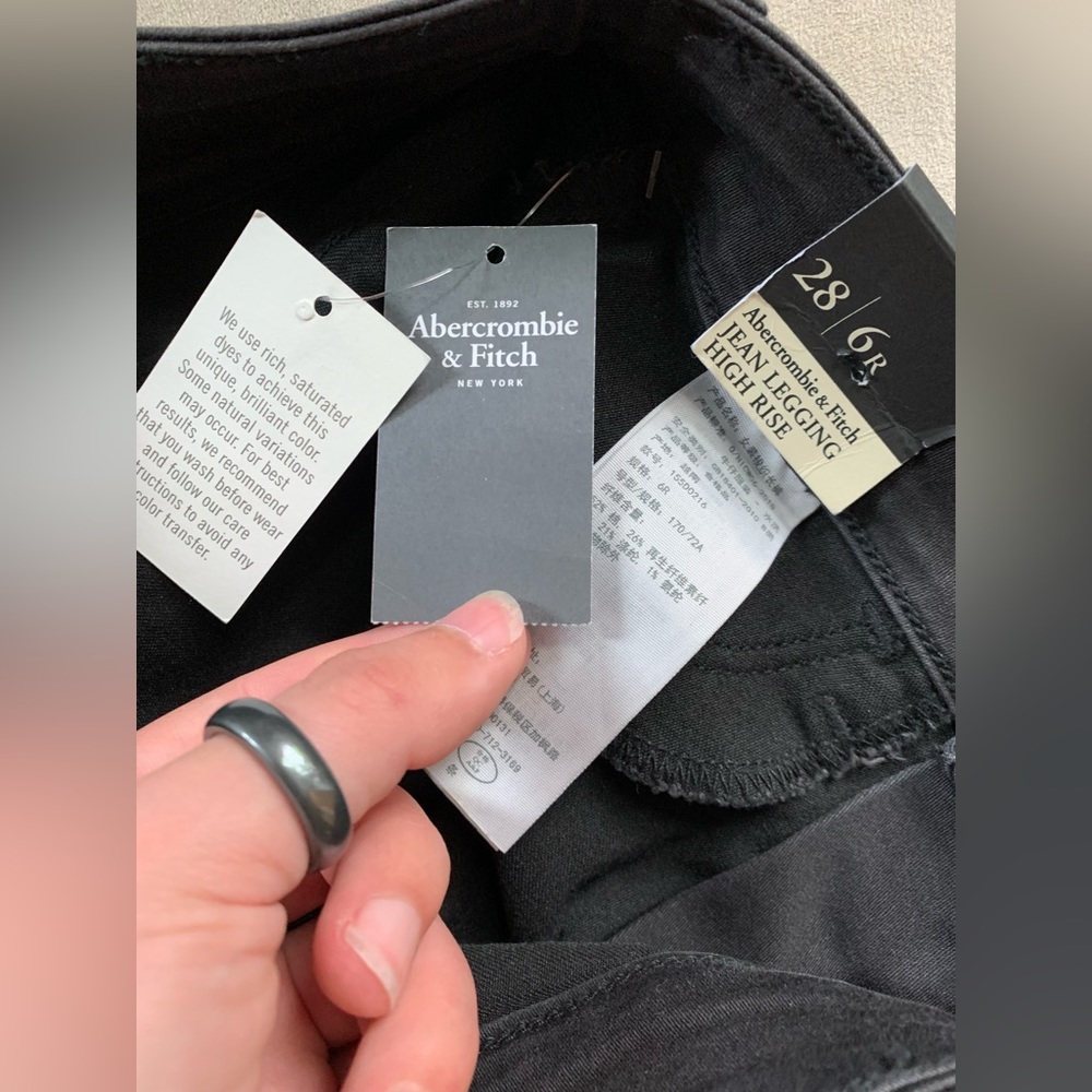 Abercrombie & Fitch black jean high rise legging - Picture 7 of 9